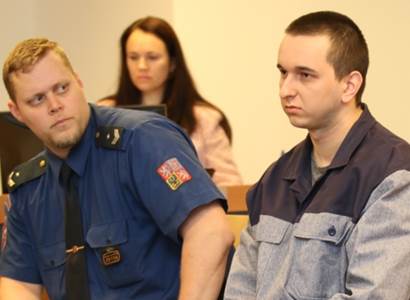 „Univerzální svědek si polepšil. Já sedím dál a stále doufám ve spravedlnost,“ říká David Šimon z vězení