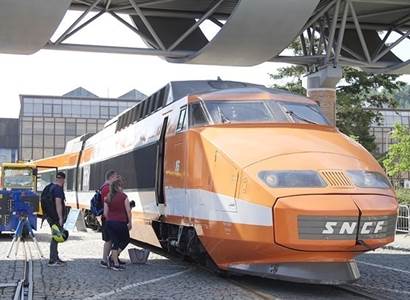 Vysokorychlostní tratě mají stavět české ruce, shodují se ministr Kupka a ředitel SŽ Svoboda. Dnes zahájili železniční konferenci