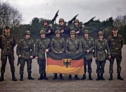 Richard Seemann: Bundeswehr i Feuerwehr pod vlivem extremismu