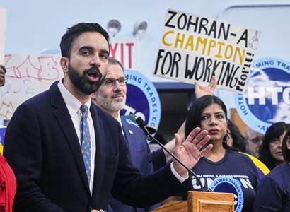 V pozadí Soros a extremisté. Favorit na starostu New Yorku rozblikal alarm