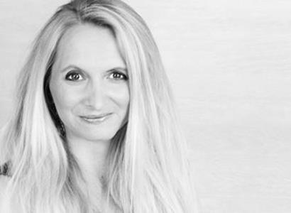 Stále se tu děje zločin na lidech. Musíme objasnit covid. Řádová z SPD se spojila s doktorem Henzlem