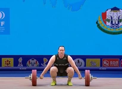 Olympijský výbor vyšetřuje ruskou televizi. Měli tam zesměšňovat transgender vzpěračku