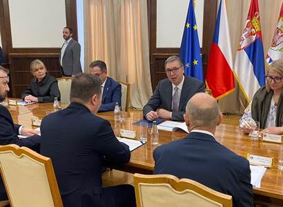 „Napravuji, co pokazil Fiala.“ Okamura v Bělehradě o Kosovu i Ukrajině