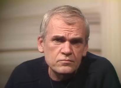 O Havlovi mluvil jako o duševně chorém, občanství mu vrátil Drulák. Zemřel spisovatel Milan Kundera. Teď je to pravda