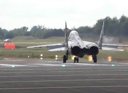 Proti vůli Slováků. Na Ukrajinu se přesunuly první čtyři MiG-29