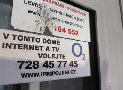 Po výpadku sítě firmy O2 rozezlila Pražany vlezlá nabídka jejích služeb