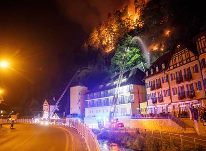 Požár v Českém Švýcarsku: Policisté muže zadrželi a obvinili