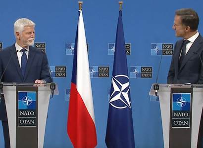 Svátek zbrojařů v Ankaře. Co se děje za kulisou politických frází