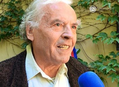 Karel Srp, 85 let: Nechtějí konec covidu. Hrozí výbuch ulice. Záchrana? Jen jedna