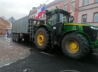 Zatím hnůj, pak prý i fekál. „Traktory“ se dohodly na Prahu. Nejen jeden výjezd