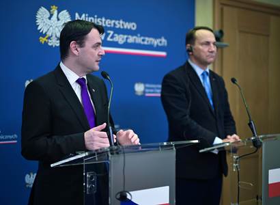 „Macinka se nepo…, to mu pomohlo.“ Jednání se Sikorským rozesmutní opozici