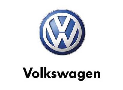 Šéf Volkswagenu vyrazil s elektroautem pro Evropě. Děsivý zážitek a ještě se mu lidé smějí