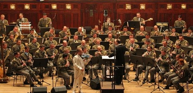 V rámci pocty české symfonické dechové hudbě se představí armádní hudebníci