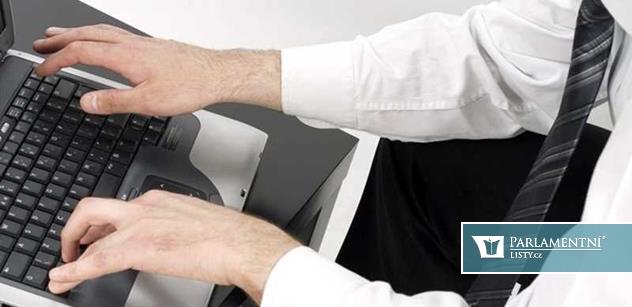 Expertka varuje: Někteří extremisté mimo sociální sítě vypadají neškodně