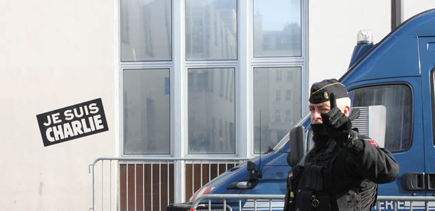 Islamisty mají Češi za větší hrozbu než dění na Ukrajině, ukázal průzkum