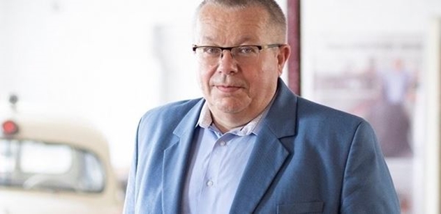 Mašek (ANO): Pane prezidente, nezkoušejte objevovat nový svět za hranicemi Hradu