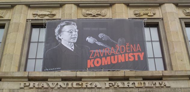 „Zavražděna komunisty.“ Pražská KSČM rozpálena do běla kvůli tomu, co se děje v ulicích. Jde o Horákovou