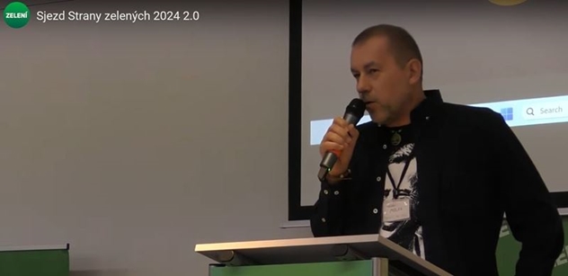 Zelené nově povede diplomatka a expert na zemědělství. Na sjezdu se mluvilo o spálené zemi