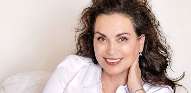 Jana Bobošíková: Západ ztratil odvahu! Smějeme se smrti a divíme se, že mizí důstojnost