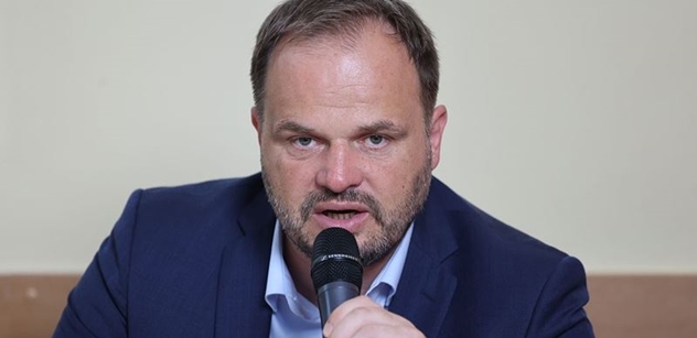 Šmarda (SOCDEM): Digitalizace - Jednou nohou v lepším světě, druhou v kriminálu