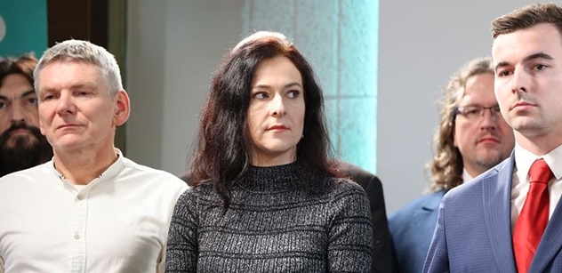 Šichtařová o vládních „úspěších“: Svět inovuje a vyrábí, my sestavujeme nařízení