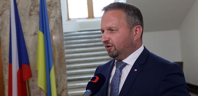 Ministr Jurečka: Příspěvek na péči bude zvýšen v polovině roku 2024