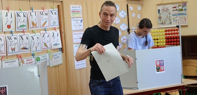 Ministr Bartoš: Moji předchůdci často stříleli bez dat naslepo. Já ne