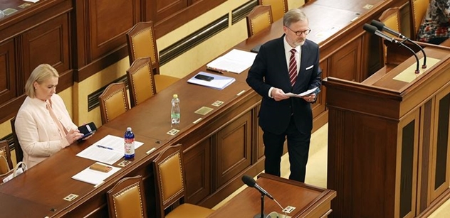 Konec Fialovy éry. A Piráti jako hlavní mrtvola, říká docent Valeš