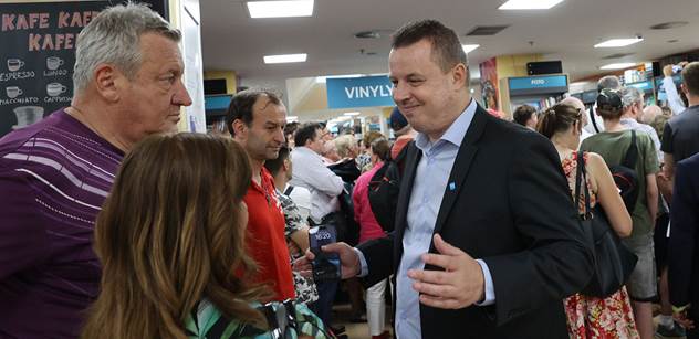 „Vláda Slovenska o tom ví.” Rajchl dohnal Matáska ještě dál než k soudu za „pic ho”