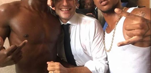 Ta FOTKA je tak teplá! Emmanuel Macron je pro smích. A šíří se zvěsti