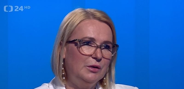 Takto to nejde. To si armáda nemůže dovolit. Kalousek vystartoval