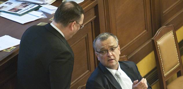 Nečas varoval Kalouska: Každý ministr je odvolatelný