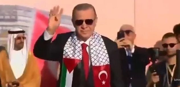 Erdogan, prezident členské země NATO, burcoval demonstranty: Izrael je okupant!
