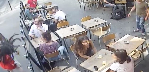Šokující VIDEO dostává Francii do varu: Sexuální obtěžování mladé studentky přímo na ulici vyústilo v násilný čin