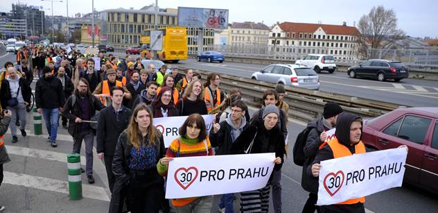 Praha prý zřídí zmocněnce pro zklidnění dopravy. Vedení města jednalo s klimatiky a slibovalo změny