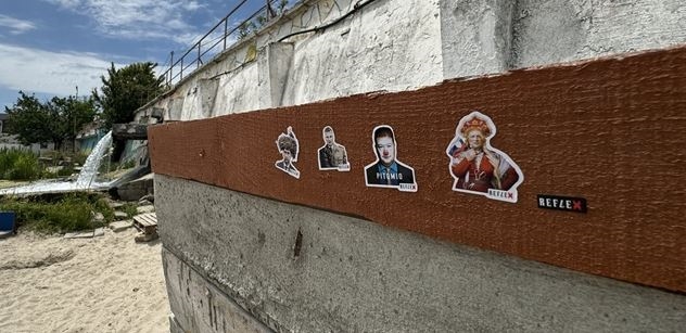 Bartkovský na Ukrajině bojuje s Ficem, Babišem, Turkem a Okamurou samolepkami