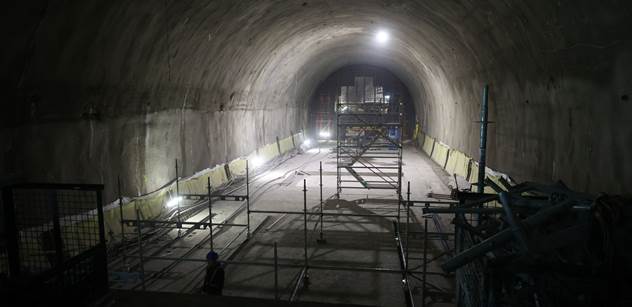 „Pojmenovat po komunistovi?“ ÚSTR vyzval k veřejné debatě a pak vypnul komentáře