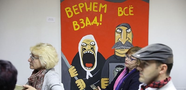 Výstava Ruská propaganda s kočičkami a medvědy se vysmívá rusofobii. Libo křišťálově průzračný novičok?