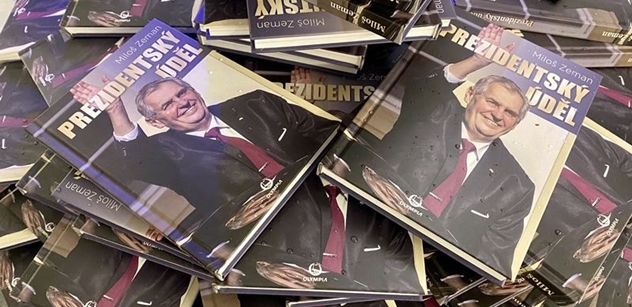 Zeman se raduje. Jeho kniha je téměř vyprodaná za 24 hodin