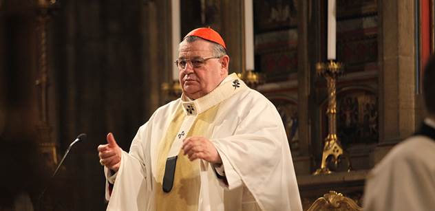 Zásadní vyjádření kardinála Duky. Témata: Uprchlíci a kolaboranti mezi faráři