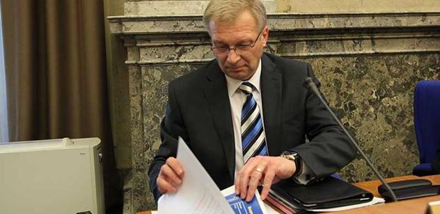Picek a Mlsna prý zradili parlamentní demokracii. Koalice s nimi nepočítá