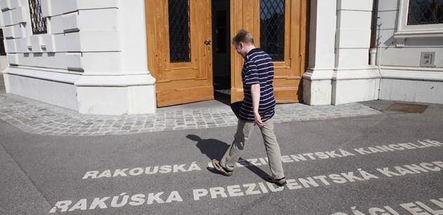Rakouské volební místnosti uzavřeny. Občané volili prezidenta
