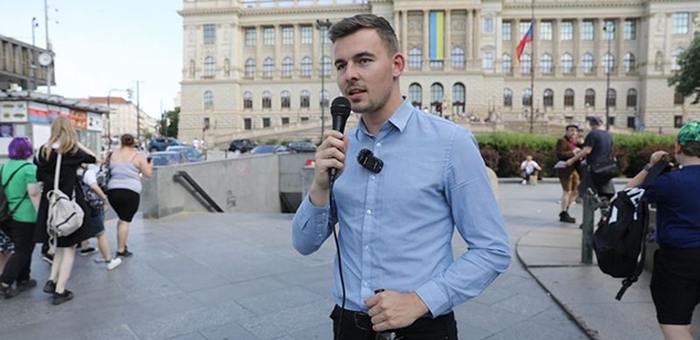Petice proti korespondenční volbě se rychle šíří českým internetem