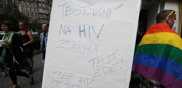 Čeští učitelé před dětmi zesměšňují homosexuály, vyzkoumala nevládní organizace