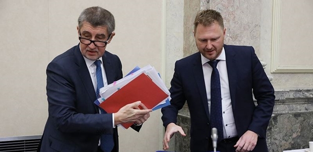 Členové vlády v demisi dnes zamíří do Teplic a Ústí