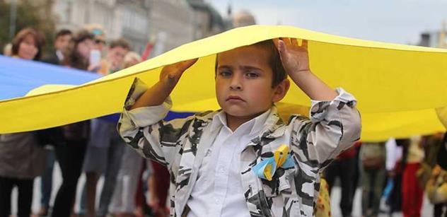 Ukrajinci slaví Den nezávislosti. Podívejte se, jak si jej připomněli v Praze