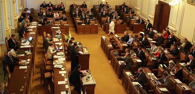 Poslanci přehlasovali veto Klause a přijali zákon o hospodaření energií