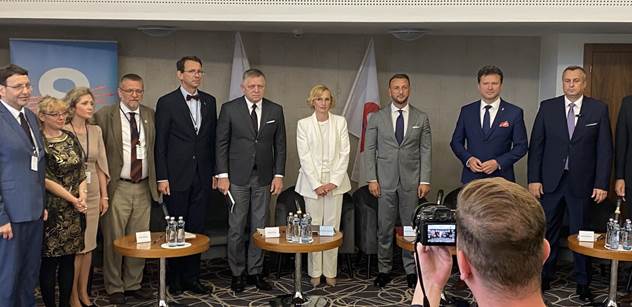 Až skončí Fiala: Oživit V4, silnější. Fico, Drulák, Zeman a velký plán