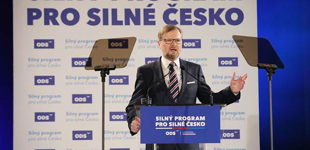 Petr Fiala (ODS): Premiér spí, ministr financí sní a my pracujeme