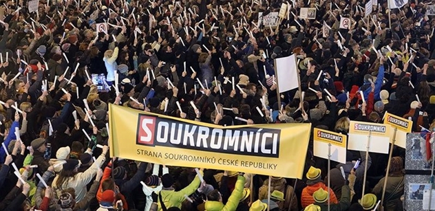 V českých městech proti Ondráčkovu zvolení protestovaly další tisíce lidí